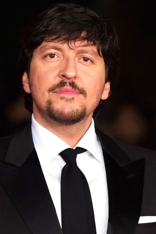 Ricky Memphis as Achille Catenacci in Disconnected