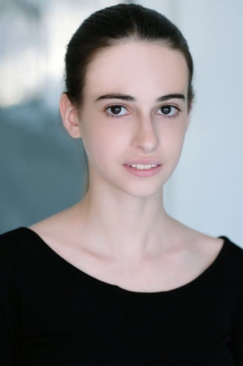 Letizia ArnΓ² as Cristal in Buen Camino