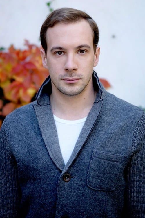 Florian Teichtmeister as Franz Josef in Corsage