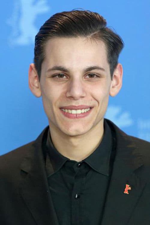 Francesco Di Napoli as Enzo in Hey Joe