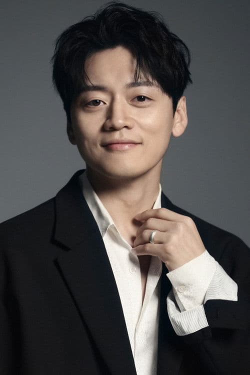 Jo Bok-rae as Kim Gi-jeong in Door Lock