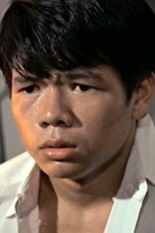 Sham Chin-Bo as Thai boxer / Nai Men in Master of the Flying Guillotine